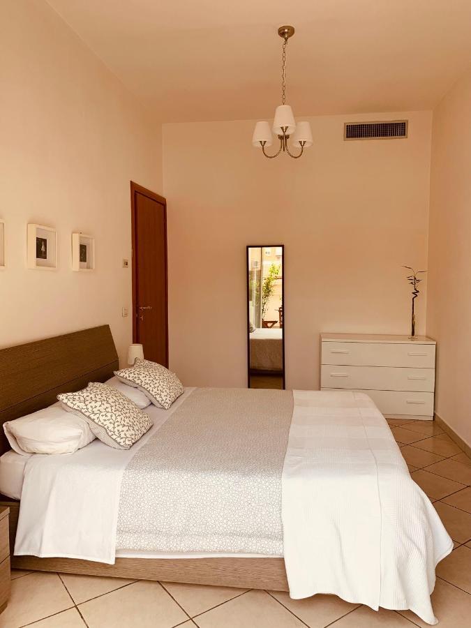A Casa Di Carolina Apartment Cassino Bagian luar foto